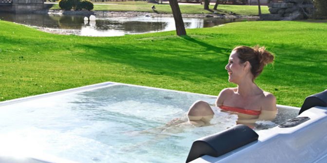 Quelle est la différence entre un spa et un jacuzzi ? – Blog BUT