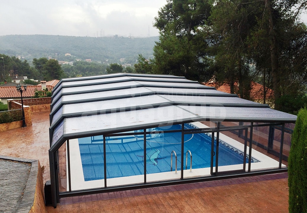 Comprar cubiertas altas para piscinas telescópica poligonal