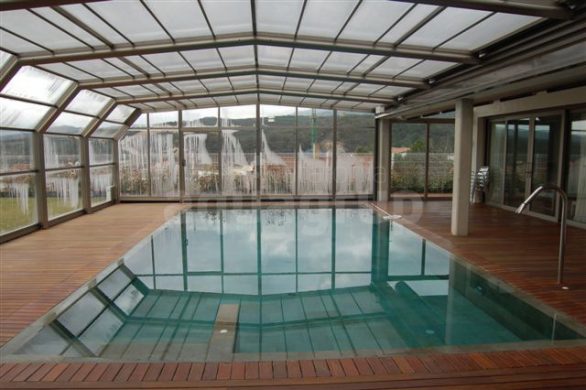 Foto cerramientos fijos para piscinas grandes