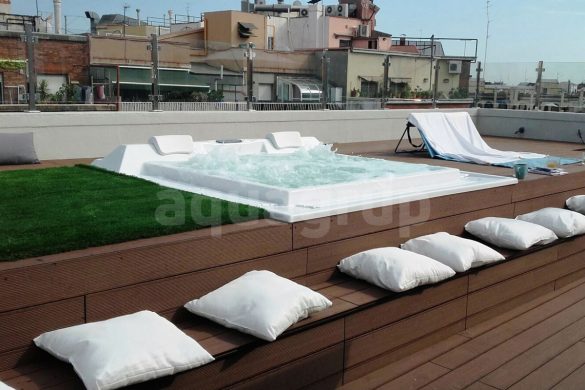 Photo: Rectangular hot tubs for terrace
