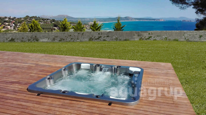 Installation of a recessed hot tub in garden