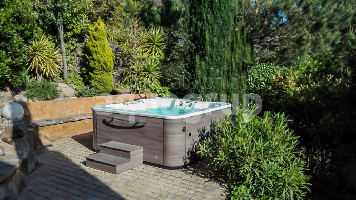 Photography of outdoor private spa
