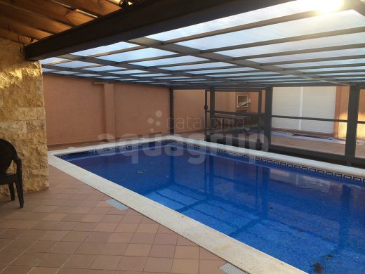 Foto cerramientos fijos y telescópicos para piscinas
