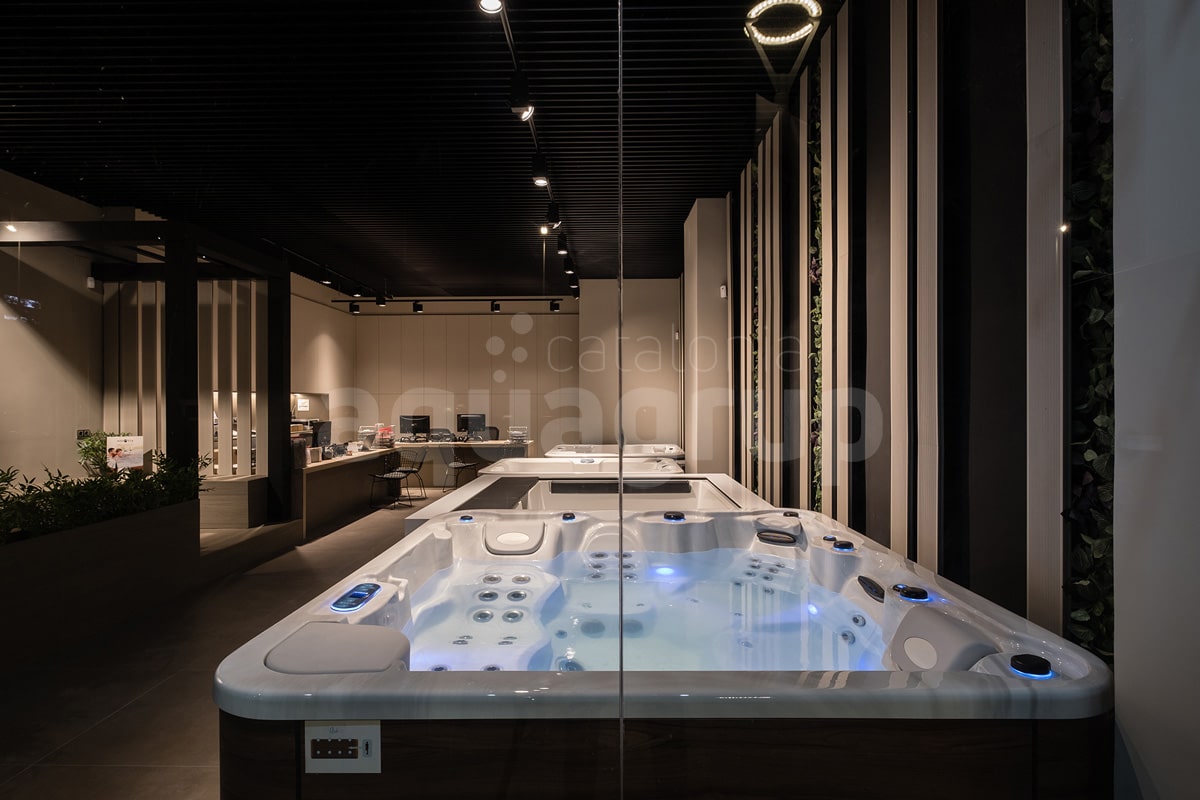 Showroom Aquagrup - ShowRoom Spas, Swimspas et Fermetures à Barcelone - Aquagrup