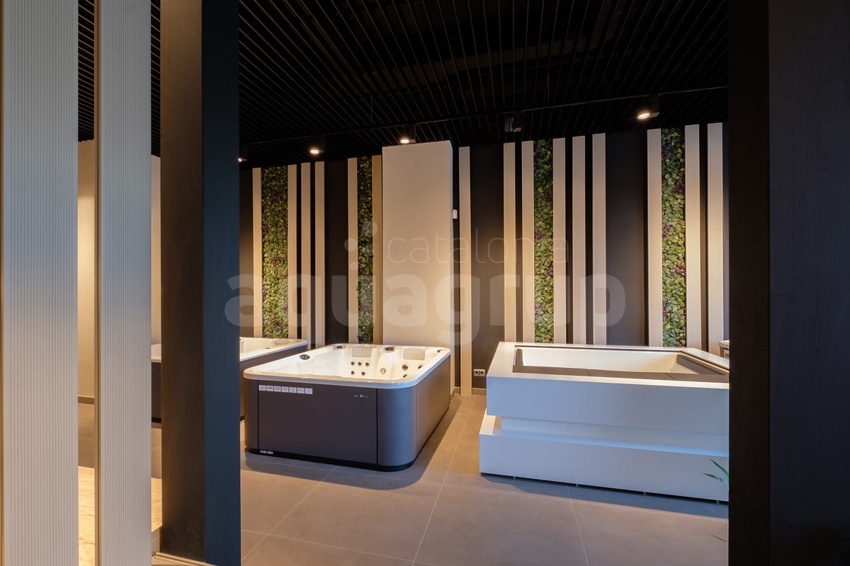 Showroom Aquagrup - ShowRoom of Spas, swimspas and enclosures in Barcelona - Aquagrup