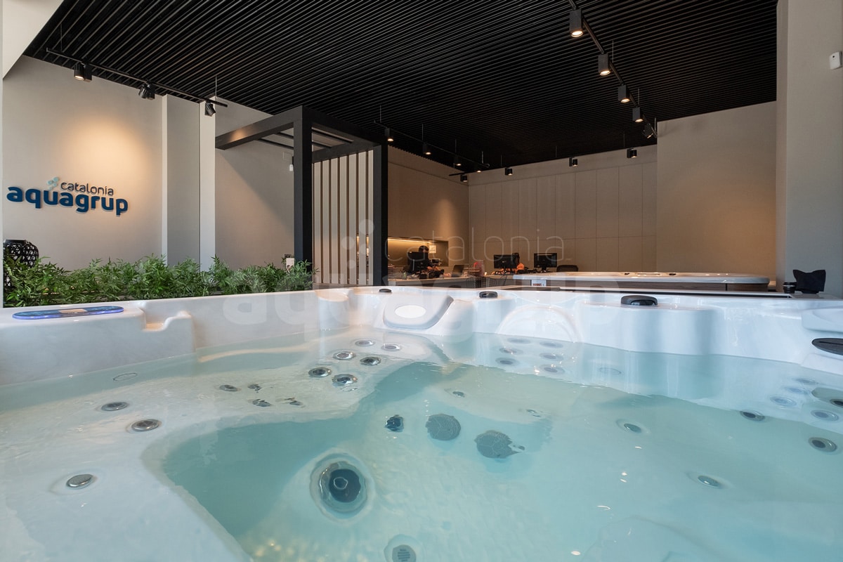 Showroom Aquagrup - ShowRoom Spas, Swimspas et Fermetures à Barcelone - Aquagrup