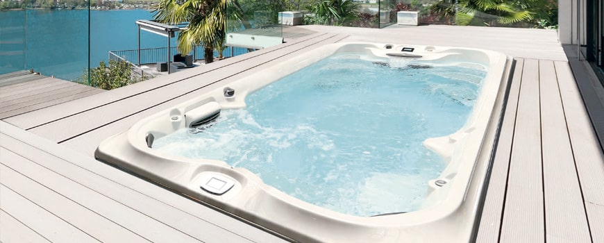 Swim Spa Jacuzzi® J-19 PowerPro™