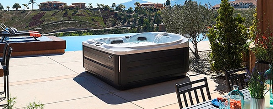 Jacuzzi J475