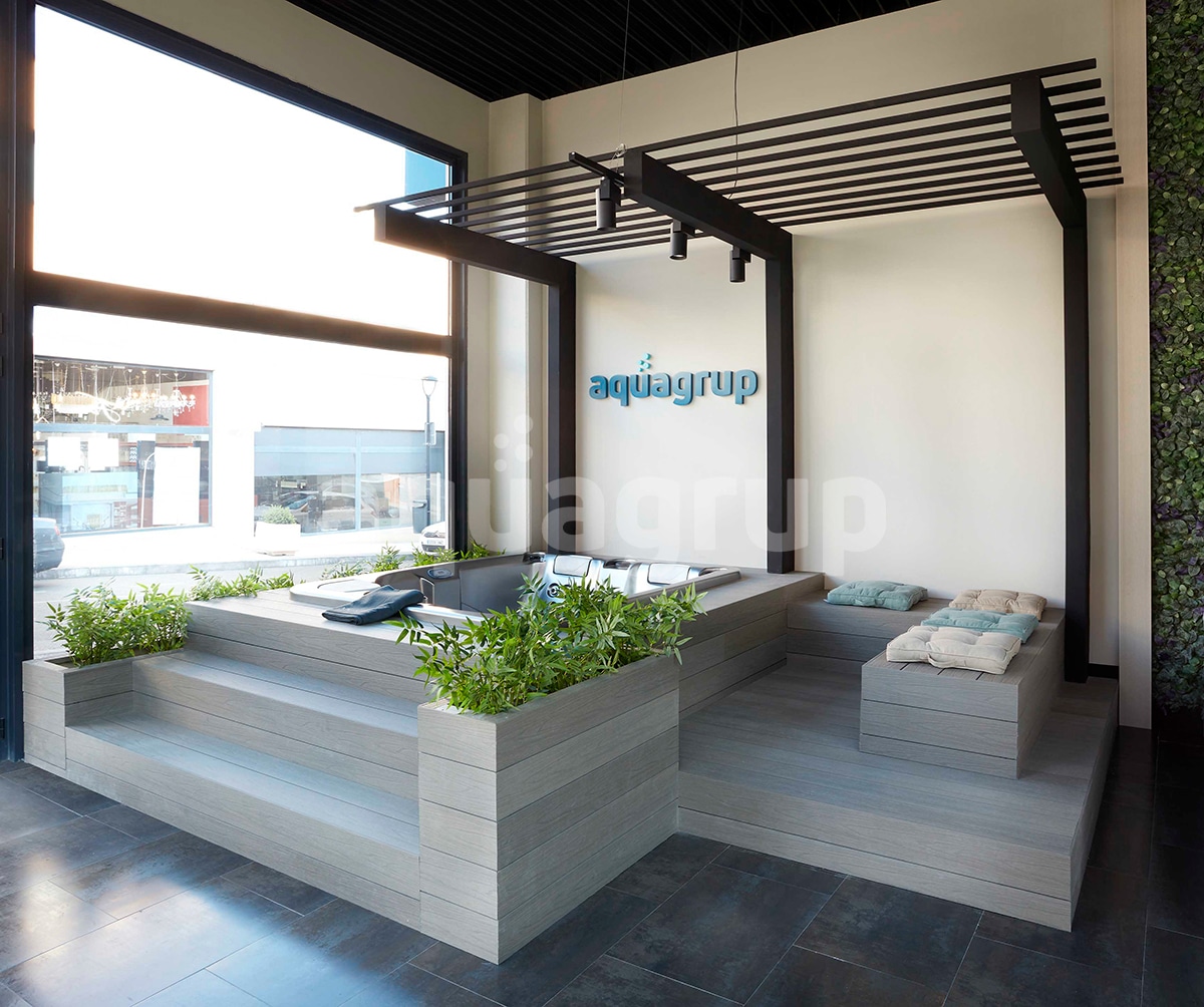 Aquagrup: distributeur d'Aquavia Spa et Jacuzzi, Madrid