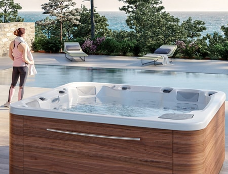 Buy hot tubs for private use