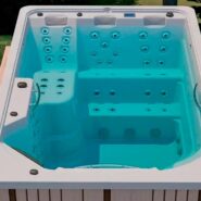 Comprar swimspa Fitness Spa para jardín vista frontal